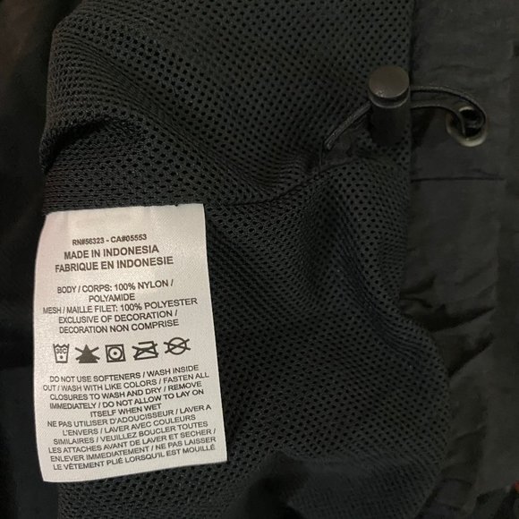Nike Sportswear Essential Woven Jacket 1X - Picture 15 of 15
